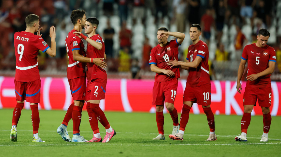 Katastrofa: Reprezentativac Srbije doživeo prelom po ulasku u igru, pa u suzama napustio teren (FOTO)