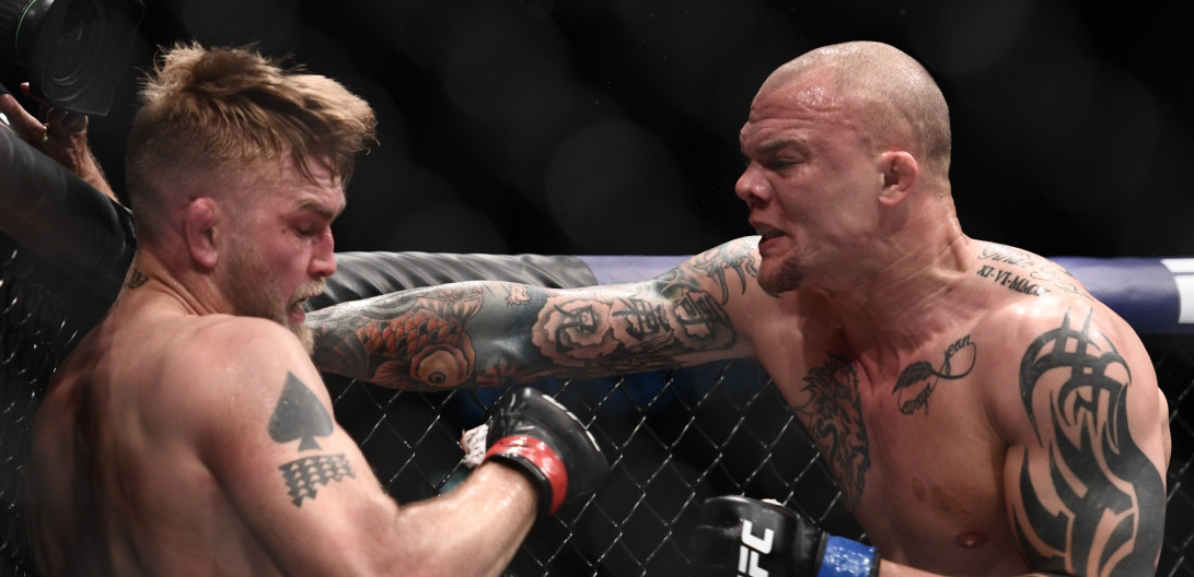 Nekada napadao UFC pojas, a sada je završio u zatvoru! Skandal trese MMA svet