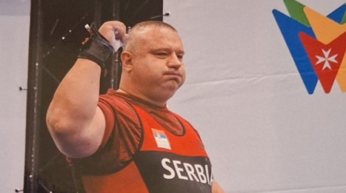 Smiljanić pokorio Evropu: Podigao 220 kilograma iz prvog pokušaja i osvojio zlato
