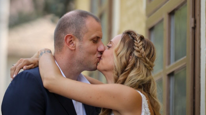 Novica Veličković i Vanja izgovorili "da" pred Bogom: Ti si moj izbor, moja sigurnost i moje zauvek