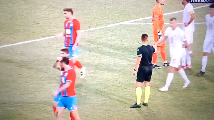 Nek se čuje do Sarajeva: Navijači Borca uzvikivali ime Ratka Mladića, sudija sramno prekinuo meč (VIDEO)