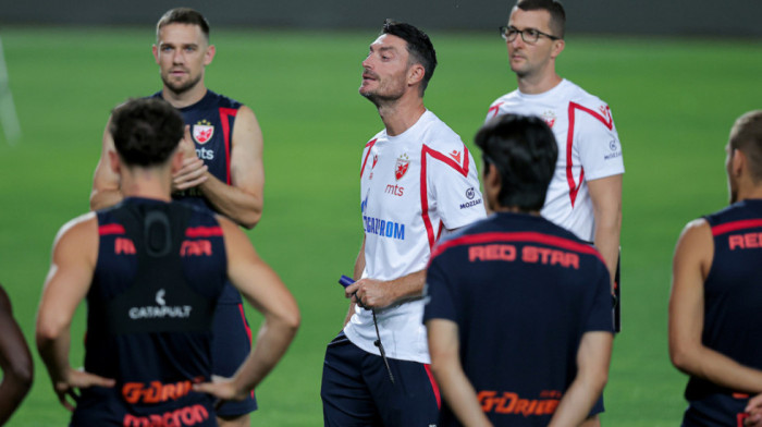 "Pakao" na stadionu, Tramp na klupi! Kako Česi vide duel sa Zvezdom