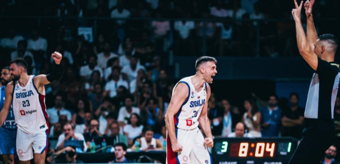 Tako se to radi! Gudurić i Avramović srušili Italiju u Pezaru: Srbija korak bliže Mundobasketu