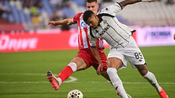 Partizan poveo najbržim golom u istoriji derbija - Zvezda preokrenula iz VAR penala (VIDEO)