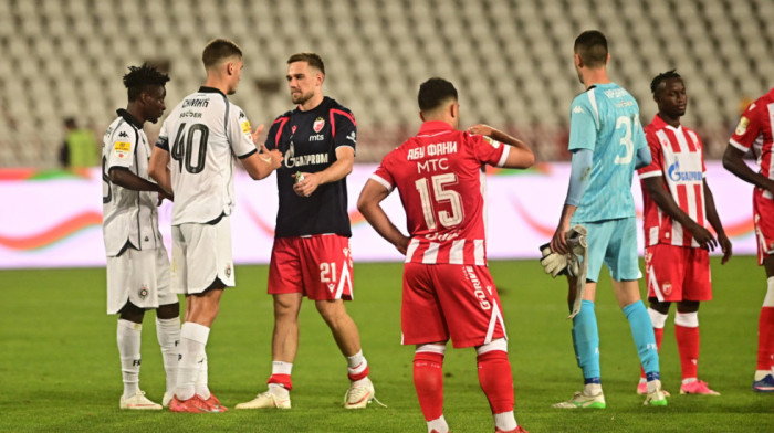 Surove reči bivšeg trenera Zvezde: Smučio mu se derbi, sve u lice sasuo fudbalerima večitih