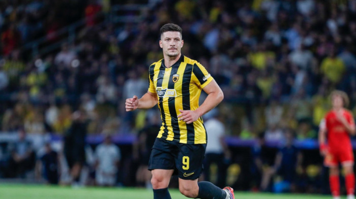 Svemogući Luka Jović sa dva gola doneo pobedu AEK-u u Volosu!