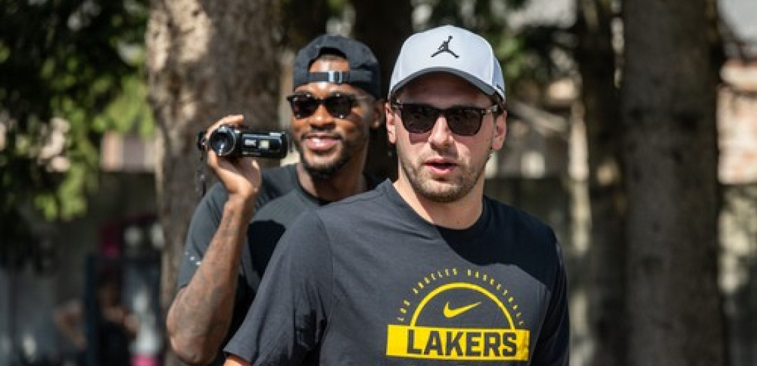 Luka Dončić se slomio zbog ćerkica: Objavio fotografije sa Olivijom i Gabrijelom, poruka će vas rasplakati
