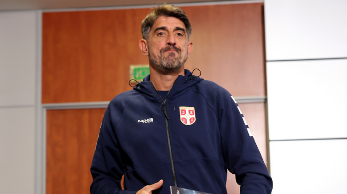 "Ne molim nikoga, ljubav mora da se zasluži!": Veljko Paunović poslao moćnu poruku Srbiji pred Grčku!