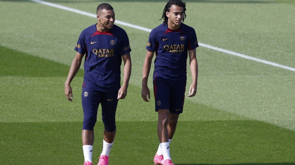 UEFA drakonski kaznila Mbapea! Udario protivnika laktom u lice, pa dobio žestoku suspenziju u Ligi šampiona