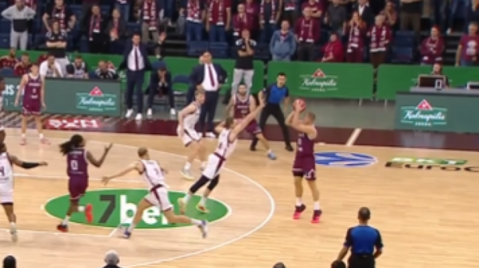 Vrhunski potez Jaramaza: Bivši košarkaš Partizana trojkom u poslednjoj sekundi srušio Bosnu (VIDEO)