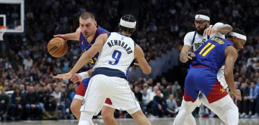 Razbio Nikolu Jokića, a sad stiže u Denver Nagetse!