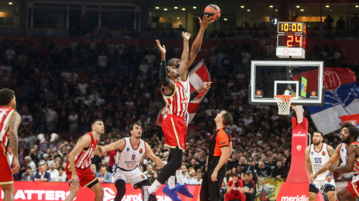 Crvena zvezda u oktobru: Dupla kola, večiti derbi i pet gostovanja