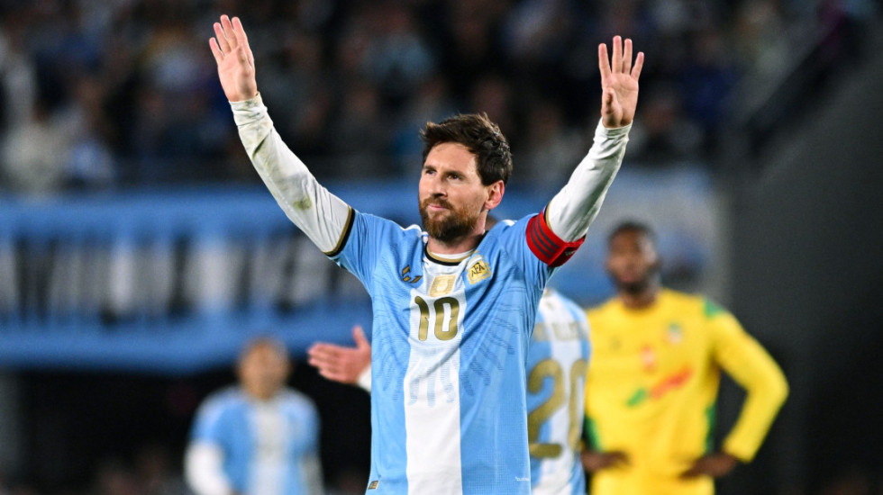 Poslednji ples Boga fudbala - Lionel Mesi zauvek skinuo dres Argentine (VIDEO/FOTO)