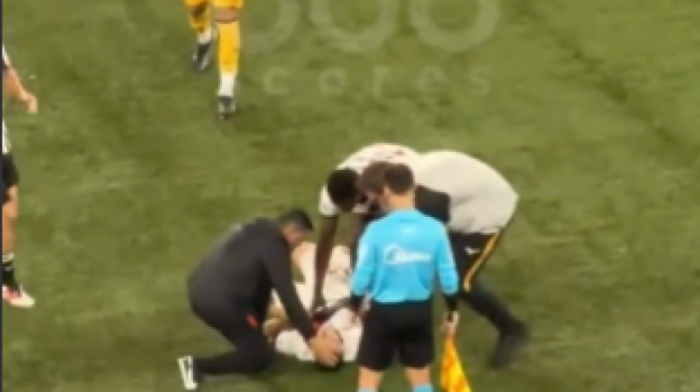 Jeziv prizor! Bivši napadač Zvezde ostao bez svesti posle udarca u grudi (VIDEO)