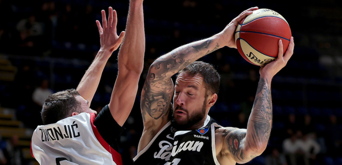 Vildoza pleše u "Pioniru": Partizan gazi, Beč pred ubedljvim porazom!