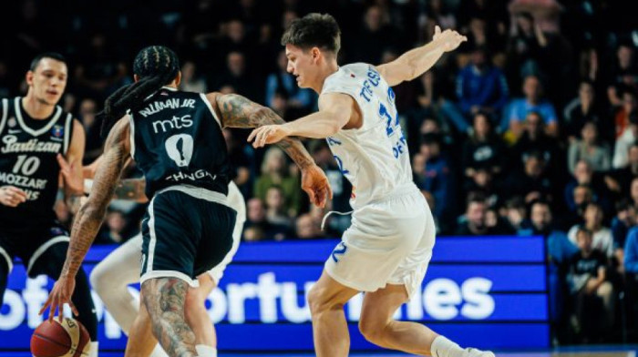 Spartak vodi u Subotici: Partizan stao u trećoj četvrtini, domaćin preuzeo momentum!