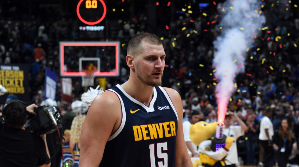 Jokić i Amer kao pravi Srbi - Srpski pozdrav usred Amerike (VIDEO)
